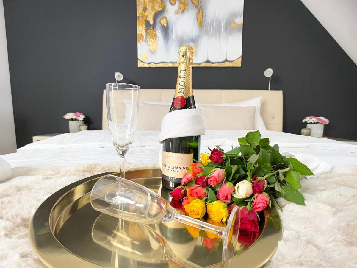 Apartment M-style 04 Mit Balkon Und Gasgrill, 24h Self-check-in, Free Parking, Netflix *