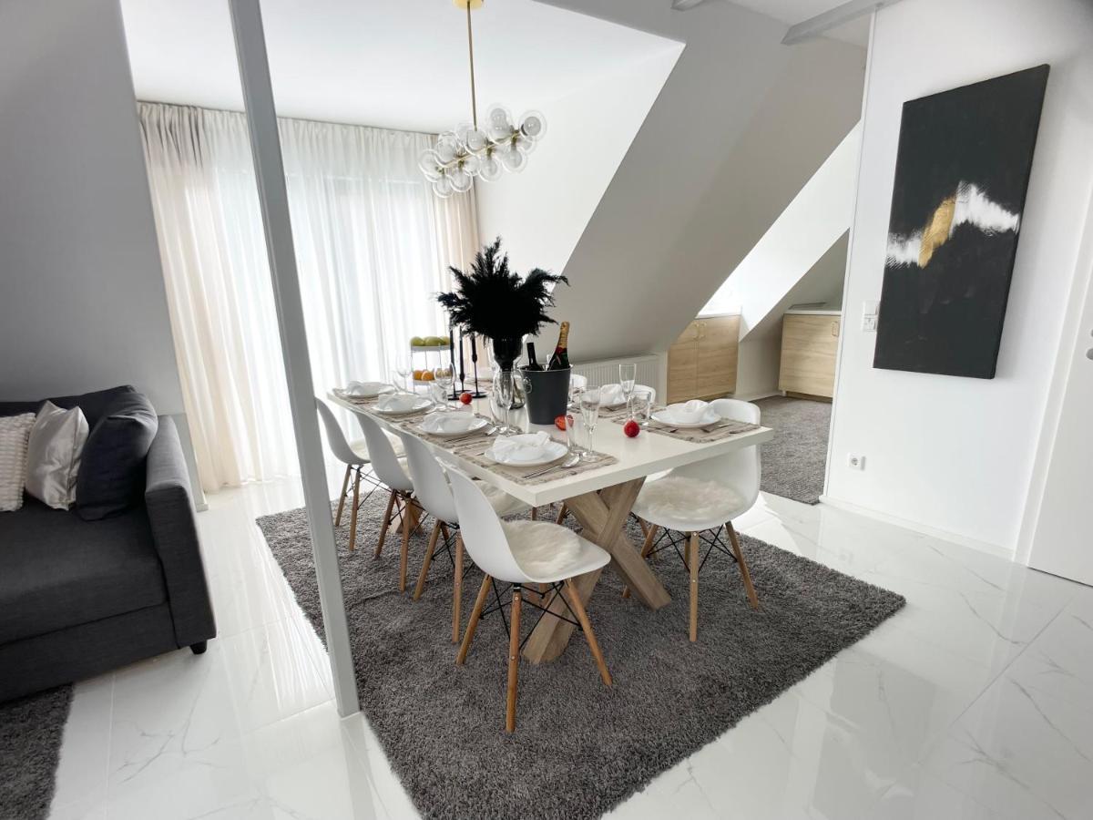 Apartment M-style 04 Mit Balkon Und Gasgrill, 24h Self-check-in, Free Parking, Netflix